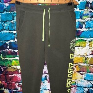PINK Victoria’s Secret joggers ladies size large